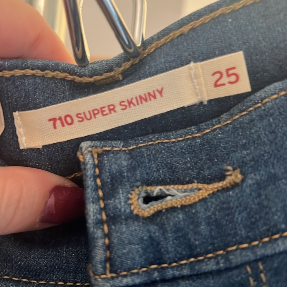 Levi’s - Picture 6 of 10